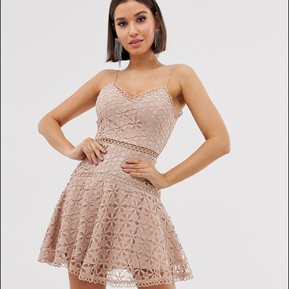 NWT WOMENS LOVE TRIANGLE FLORAL CROCHET CAMI SKATER DRESS - Picture 8 of 16